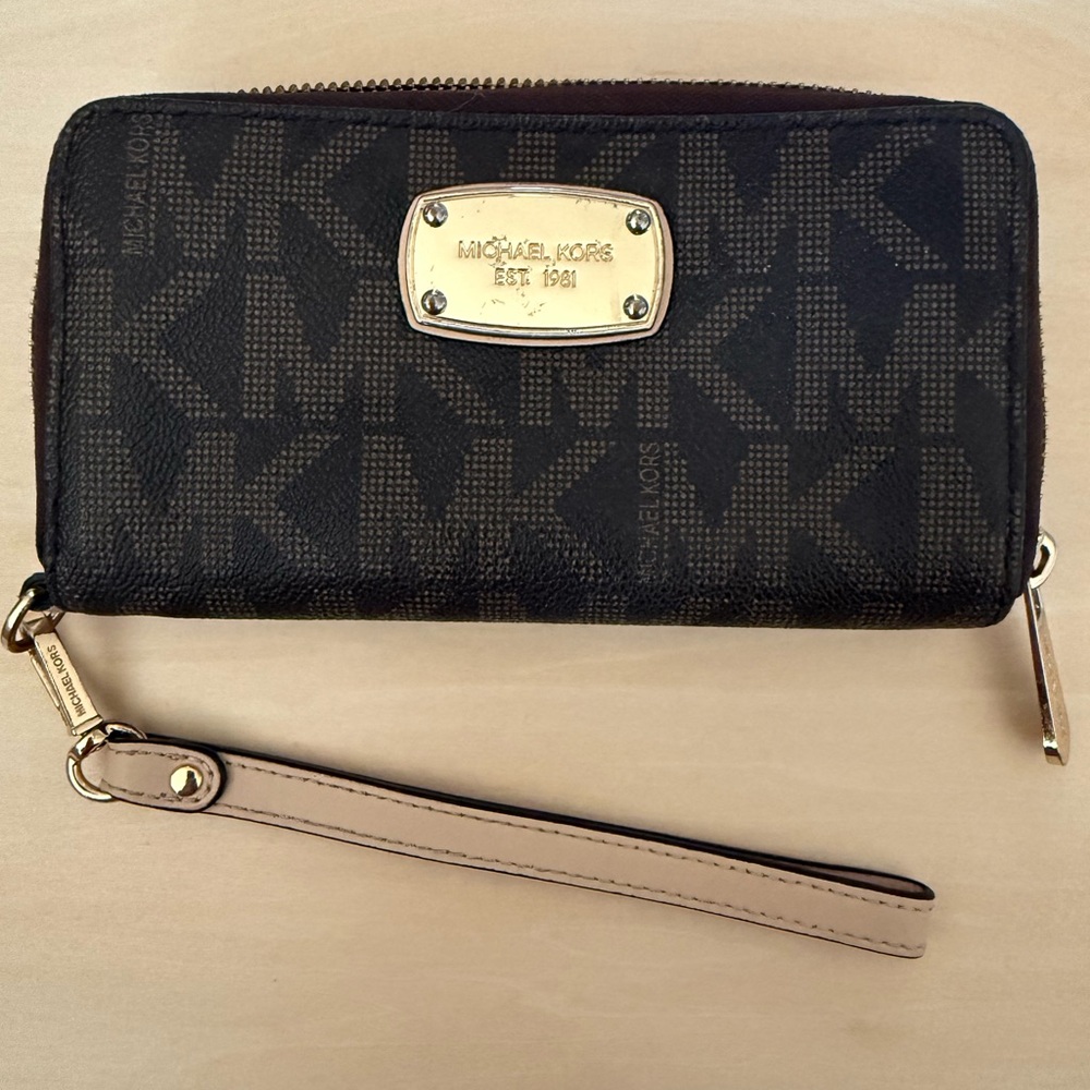 Michael Kors Black and Gold Phone Case